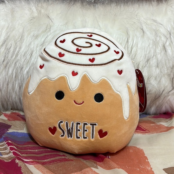 Squishmallows Other - Chanel Cinnamon Roll. Brand New